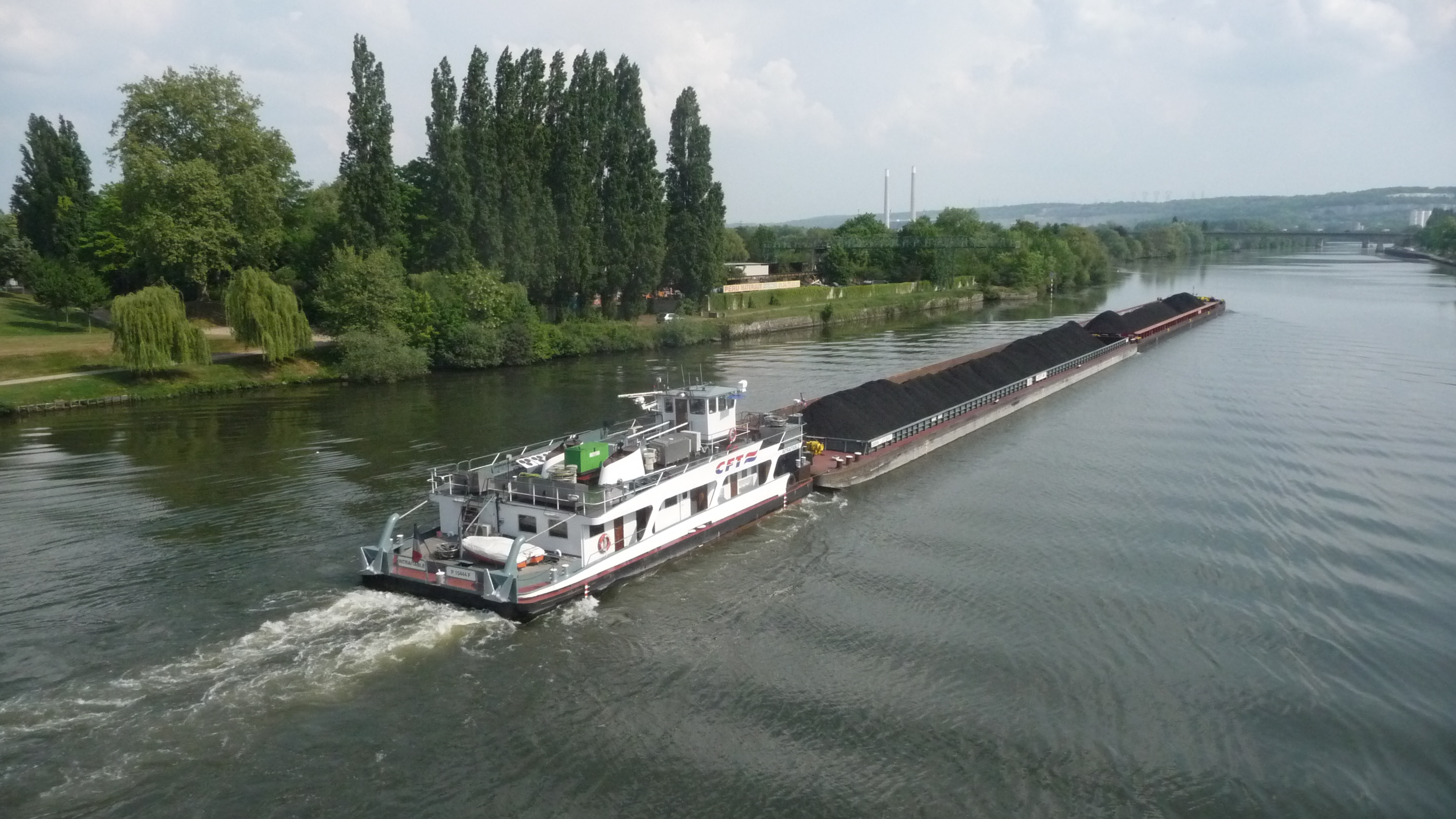 Convoi de charbon, Mantes-la-Jolie, par Spedona